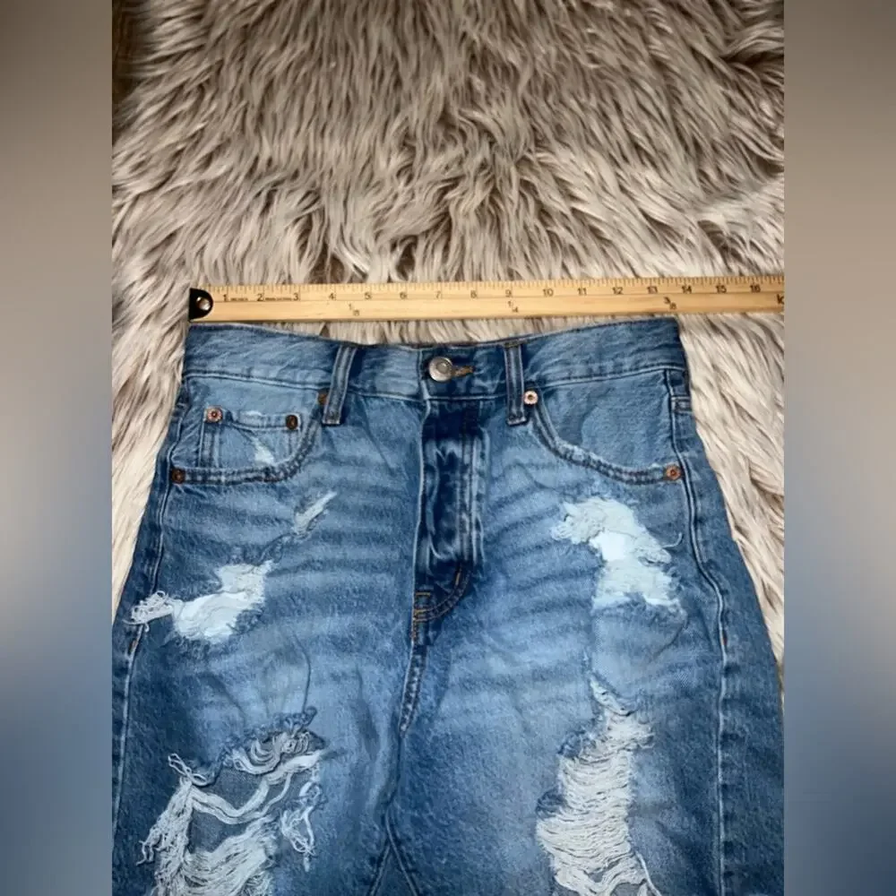 Aeropostale 90”s baggy jeans distressed women’s jeans